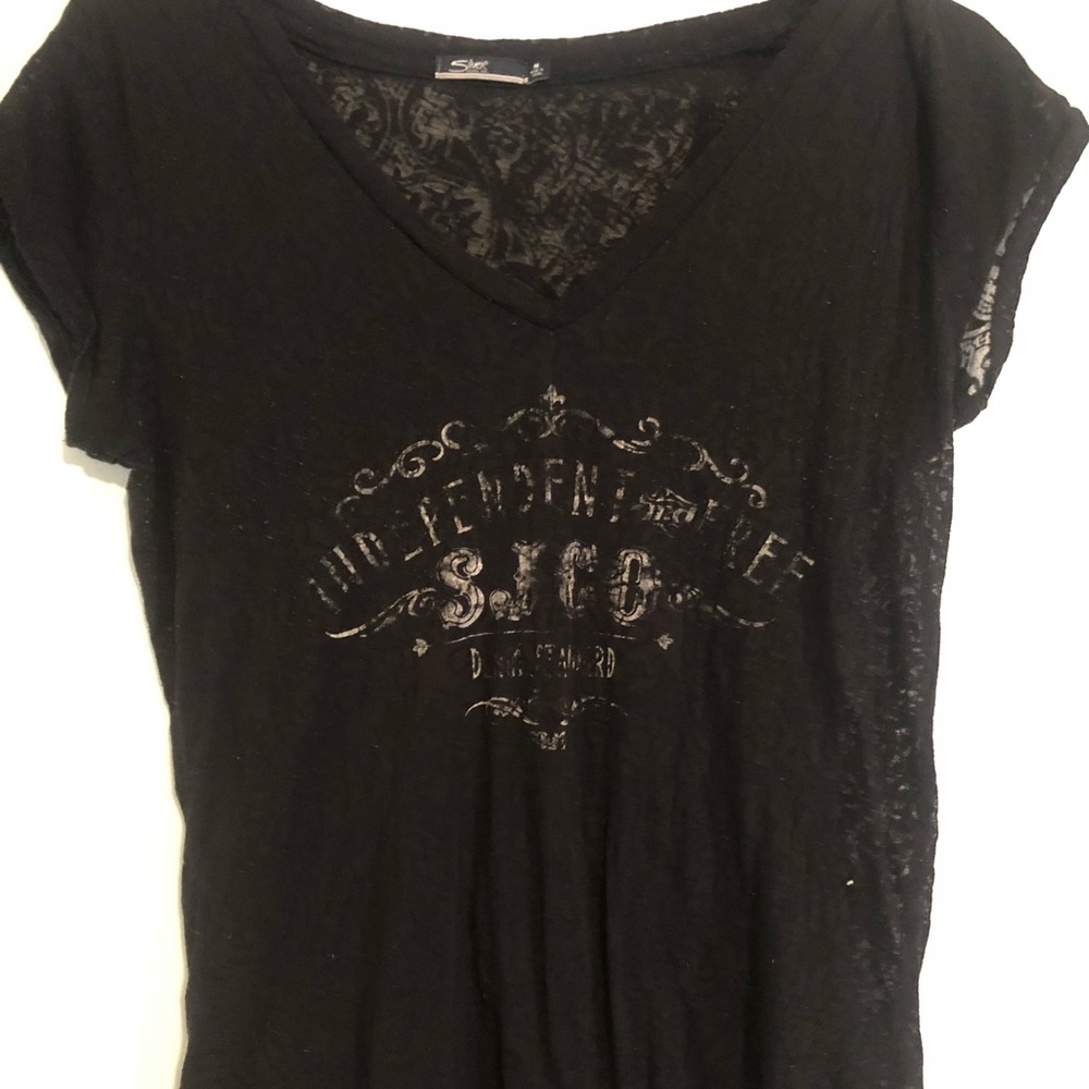 T shirt